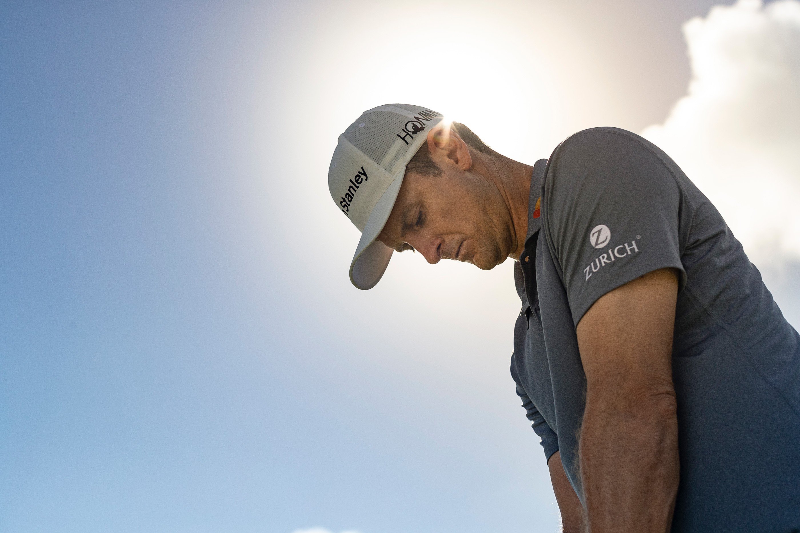 Justin Rose sun background